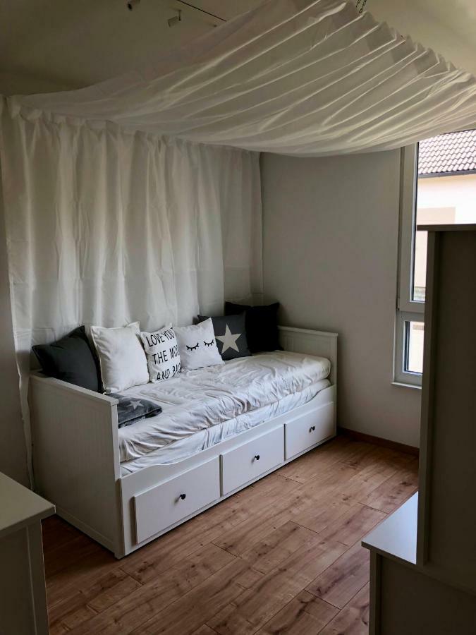 Messe Fairground Bed & Breakfast *